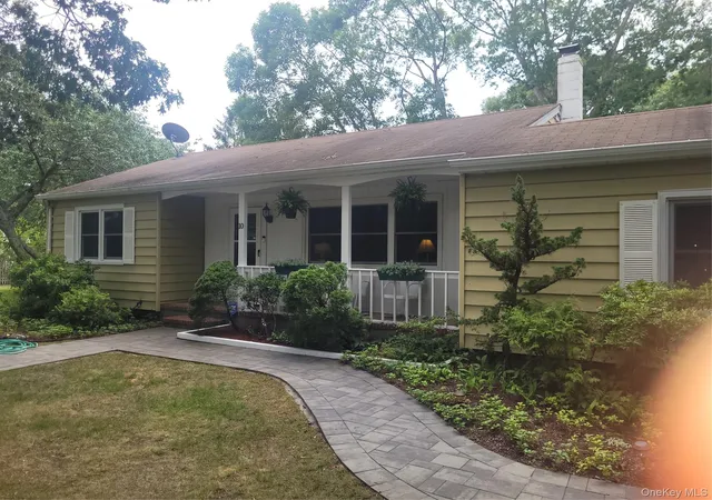 Homes for sale in Southampton, NY | 10 Graham Rd, Southampton, NY 11946 | MLS# 1024482