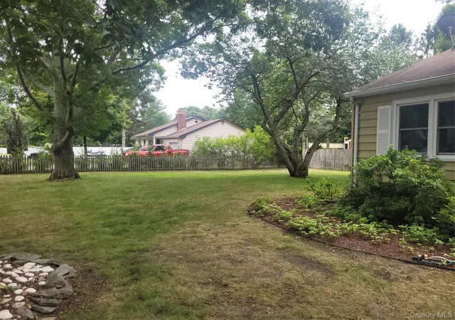 Homes for sale in Southampton, NY | 10 Graham Rd, Southampton, NY 11946 | MLS# 1024482
