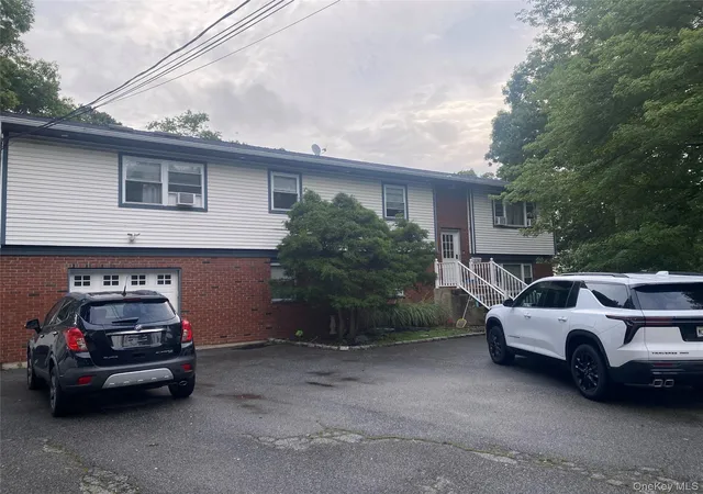 1st image of 381 W 3rd St, Islip, NY 11795 | MLS# 1024498