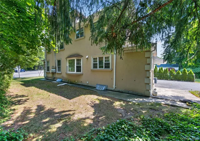 5th image of 143 Searingtown Rd, Albertson, NY 11507 | MLS# 1024505