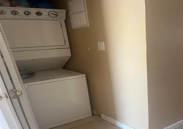 Photo 3 of Single family home for sale at 16312 89th Street, New York, NY 11414 | MLS# 1024536 | Listing updated on 2026-08-30