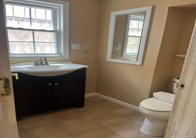 Photo 4 of Single family home for sale at 16312 89th Street, New York, NY 11414 | MLS# 1024536 | Listing updated on 2026-08-30