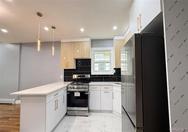Photo 3 of Single family home for sale at 107 29 118th Street, New York, NY 11419 | MLS# 1024538 | Listing updated on 2026-08-23