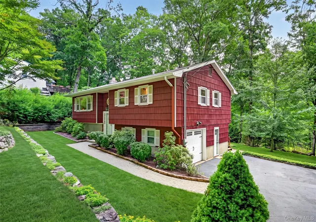 Photo 3 of Sale Pending at 3 Hazelwood Rd, Ramapo, NY 10974 | MLS# 1024539 | Listing updated on 2026-08-29