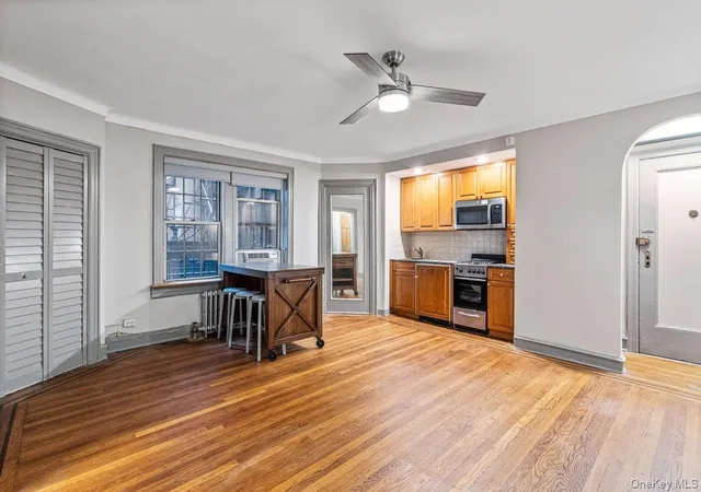 4th image of 150 Burns St #2G, New York, NY 11375 | MLS# 1024551