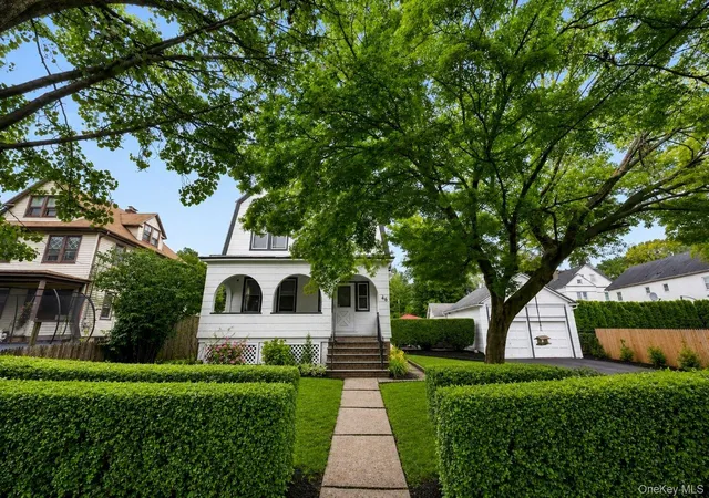 1st image of 46 Meadow Ln, New Rochelle, NY 10805 | MLS# 1024552