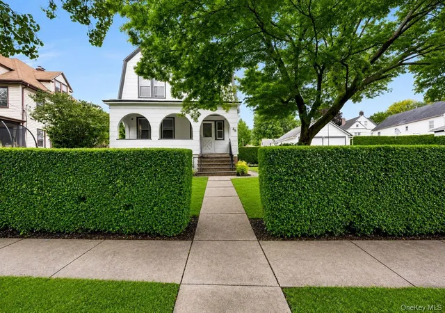 2nd image of 46 Meadow Ln, New Rochelle, NY 10805 | MLS# 1024552