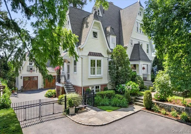 Photo 3 of Single family home for sale at 731 Forest Ave, Rye City, NY 10580 | MLS# 1024563 | Listing updated on 2026-08-07