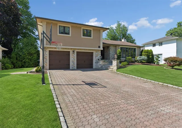 Photo 3 of Sale Pending at 51 Dogwood Rd, North Hempstead, NY 11507 | MLS# 1024565 | Listing updated on 2026-08-07