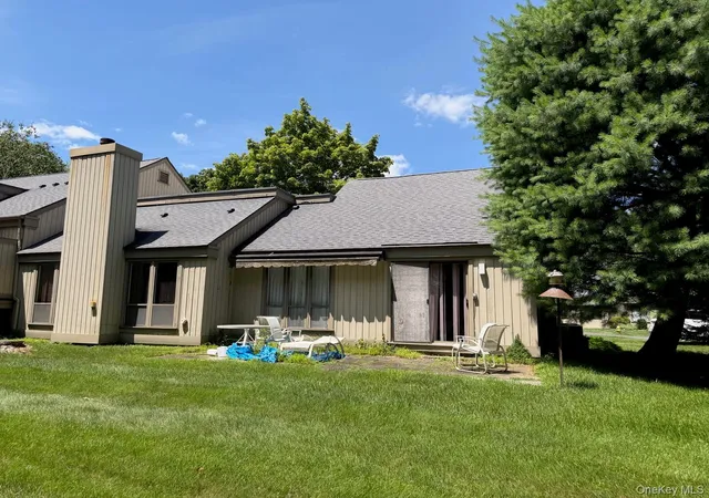 Photo 3 of Sale Pending at 493 Heritage Hills #A, Somers, NY 10589 | MLS# 1024568 | Listing updated on 2026-08-14