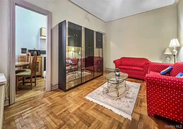 2nd image of 37 20 81st #5G, Jackson Heights, NY 11372 | MLS# 1024570