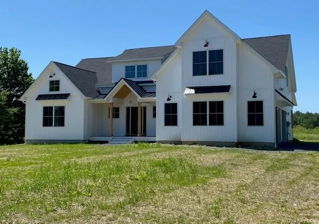 2nd image of 8 Sunset Ln, Wawayanda, NY 10958 | MLS# 1024577