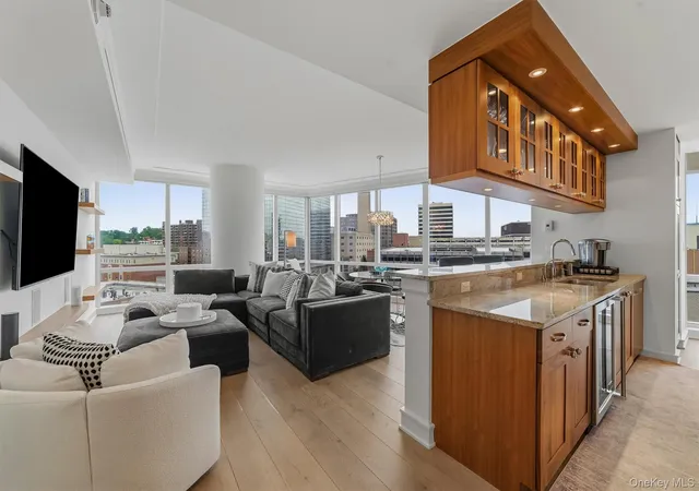 Homes for sale in White Plains, NY | 5 Renaissance Sq #9A, White Plains, NY 10601 | MLS# 1024579