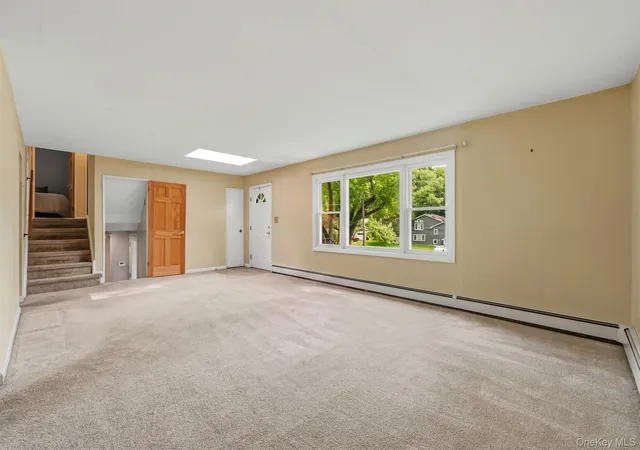 Photo 4 of Sale Pending at 17 Ridge Rd, Cortlandt, NY 10567 | MLS# 1024580 | Listing updated on 2026-10-22
