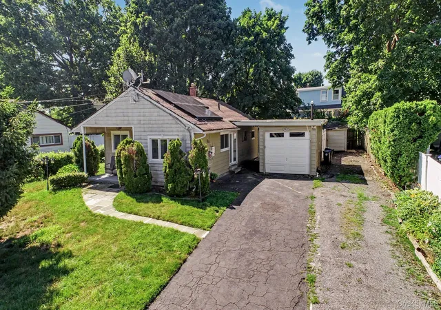 Homes for sale in Greenburgh, NY | 376 County Center Rd, Greenburgh, NY 10603 | MLS# 1024590