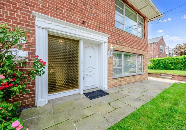 3rd image of 2539 Woodhull Ave, Bronx, NY 10469 | MLS# 1024627