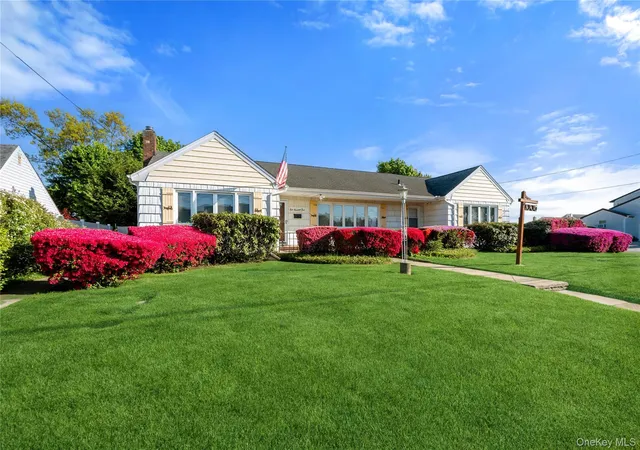 Photo 3 of Sale Pending at 1005 3rd Street, West Babylon, NY 11704 | MLS# 1024642 | Listing updated on 2026-08-01