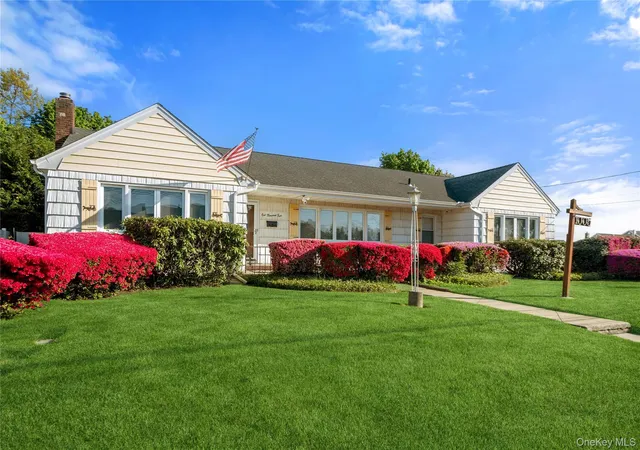 Photo 3 of Sale Pending at 1005 3rd Street, West Babylon, NY 11704 | MLS# 1024642 | Listing updated on 2026-08-01