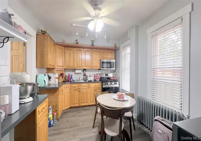 Photo 4 of Single family home for sale at 7215 Juniper Valley Rd, New York, NY 11379 | MLS# 1024650 | Listing updated on 2026-09-29