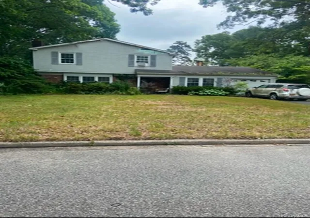 1st image of 9 Willowood Ln, Brookhaven, NY 11727 | MLS# 1024663