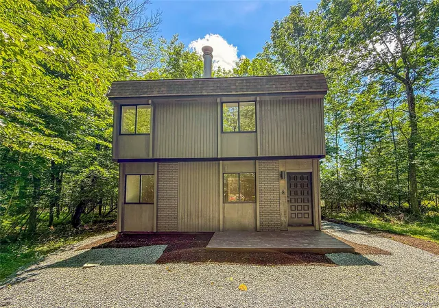 Homes for sale in Rockland, NY | 9 Lake Dr, Rockland, NY 12768 | MLS# 1024679