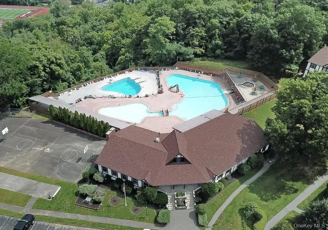 Homes for sale in Clarkstown, NY | 723 Sierra Vista Ln, Clarkstown, NY 10989 | MLS# 1024681