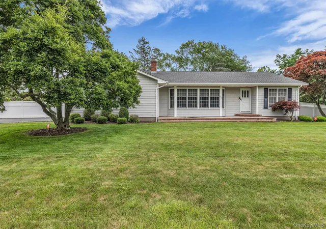 Photo 1 of Sale Pending at 383 Munsell Rd, Brookhaven, NY 11772 | MLS# 1024687 | Listing updated on 2026-08-09