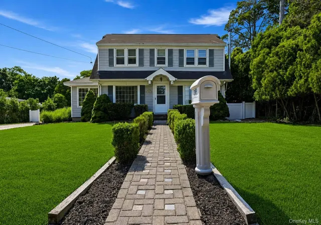 Photo 2 of Sale Pending at 249 Sunset Ave, Southampton, NY 11978 | MLS# 1024702 | Listing updated on 2026-08-06