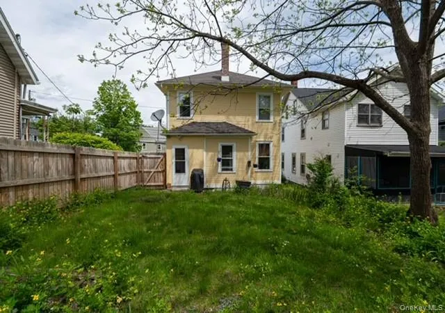 2nd image of 957 Columbia St, Hudson, NY 12534 | MLS# 1024705