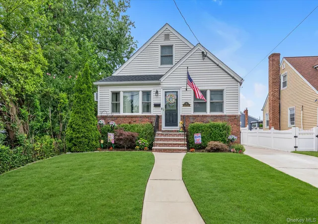 1st image of 60 Oceanview Ave, Valley Stream, NY 11581 | MLS# 1024710