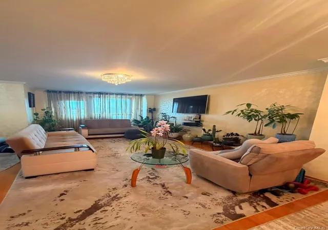 Listing Photo 1 - Condo for sale in building located at 61-35 98Th St, New York, NY 11374 - Unit #10D