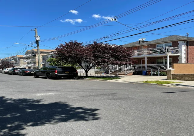 2nd image of 234a Hosmer Ave, Bronx, NY 10465 | MLS# 1024717