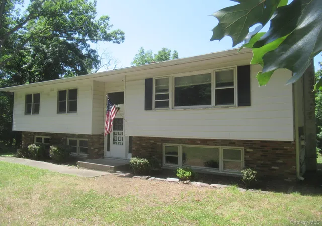 4th image of 17 Jack And Jill Rd, Pleasant Valley, NY 12569 | MLS# 1024734