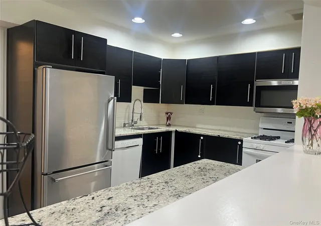 Photo 1 of Condo for sale at 13 Darian Ct #2A, Haverstraw, NY 10970 | MLS# 1024740 | Listing updated on 2026-09-16