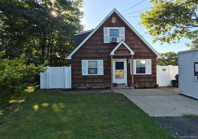Single family home for sale at 1128 N Ocean Ave, Brookhaven, NY 11763 | MLS# 1024749