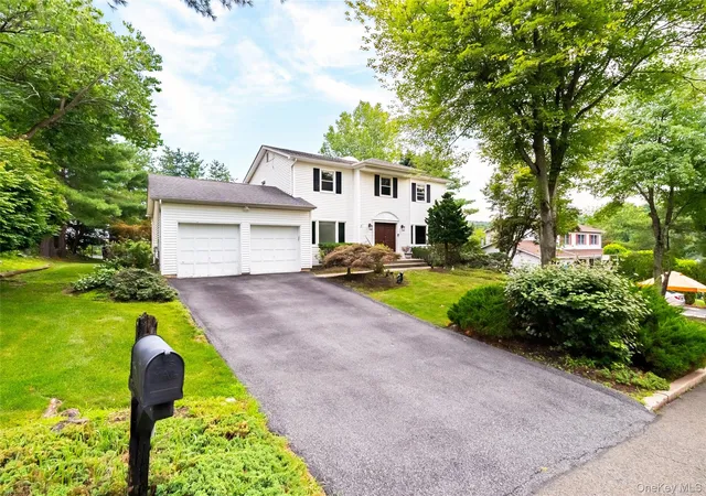Photo 3 of Single family home for sale at 14 Bubenko Dr, Haverstraw, NY 10923 | MLS# 1024750 | Listing updated on 2026-10-07