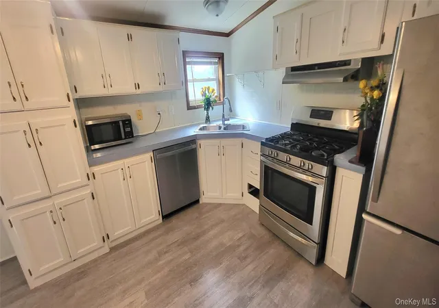 4th image of 37 Bircher Ave #24, Poughkeepsie, NY 12601 | MLS# 1024752