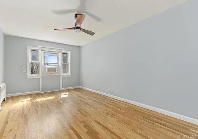 Listing Photo 4 - Condo for sale in building located at 17 Leewood Cir, Eastchester, NY 10709 - Unit #6R
