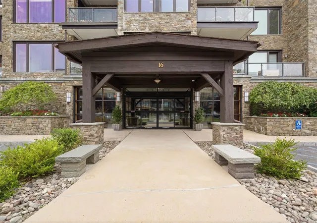 Photo 2 of Condo for sale at 16 Rivers Edge Dr #201, Greenburgh, NY 10591 | MLS# 1024797 | Listing updated on 2026-07-28