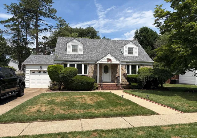 Photo 1 of Sale Pending at 87 Parkway Dr, North Hempstead, NY 11590 | MLS# 1024804 | Listing updated on 2026-07-30