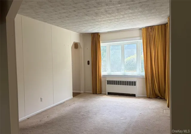 Photo 2 of Sale Pending at 87 Parkway Dr, North Hempstead, NY 11590 | MLS# 1024804 | Listing updated on 2026-07-30