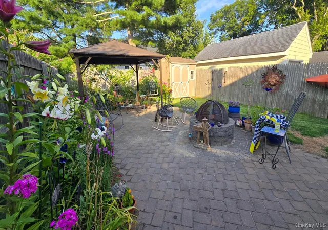 Photo 3 of Sale Pending at 61 Highland Ave, Patchogue, NY 11772 | MLS# 1024811 | Listing updated on 2026-08-12