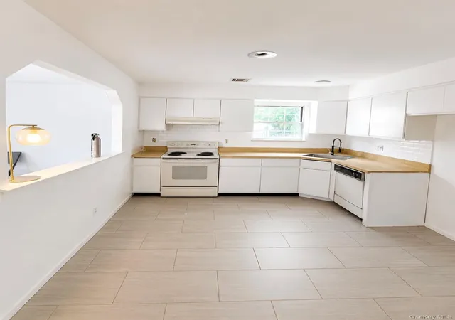2nd image of 1 Atlantic Ave #79, Oyster Bay, NY 11735 | MLS# 1024828