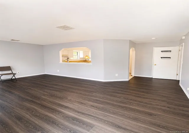 2nd image of 1 Atlantic Ave, Farmingdale, NY 11735