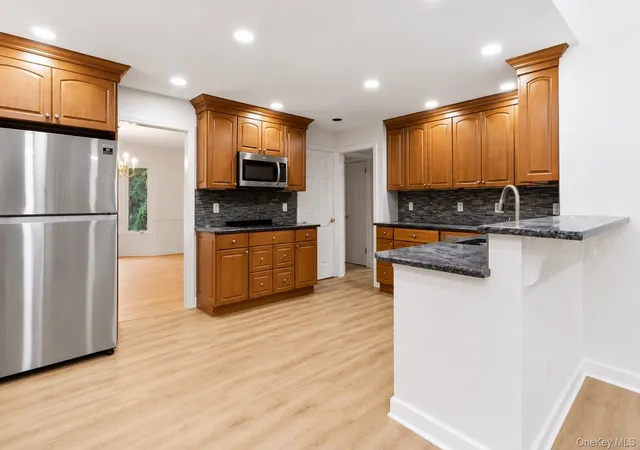 2nd image of 83 Shore Rd, Brookhaven, NY 11766 | MLS# 1024841