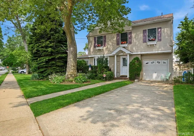 Photo 2 of Single family home for sale at 2785 Harvey Ave, Hempstead, NY 11572 | MLS# 1024857 | Listing updated on 2026-10-08