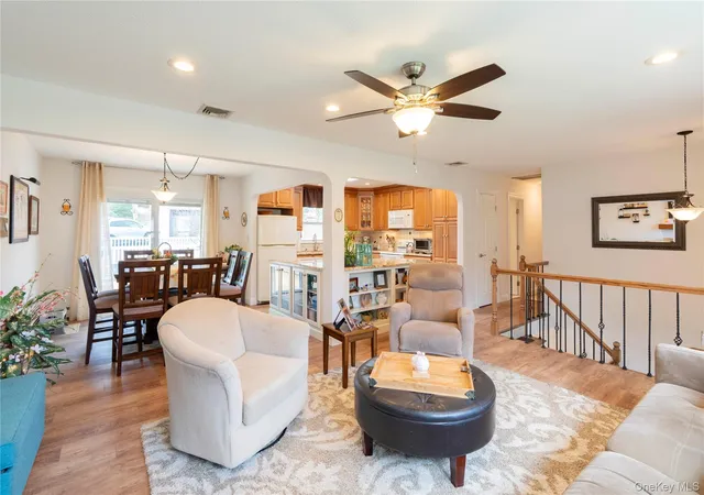 5th image of 4 Tanglewood Ln, La Grange, NY 12603 | MLS# 1024864