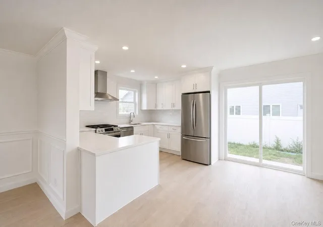 Photo 5 of Single family home for sale at 1316 R St, Hempstead, NY 11003 | MLS# 1024871 | Listing updated on 2026-07-29