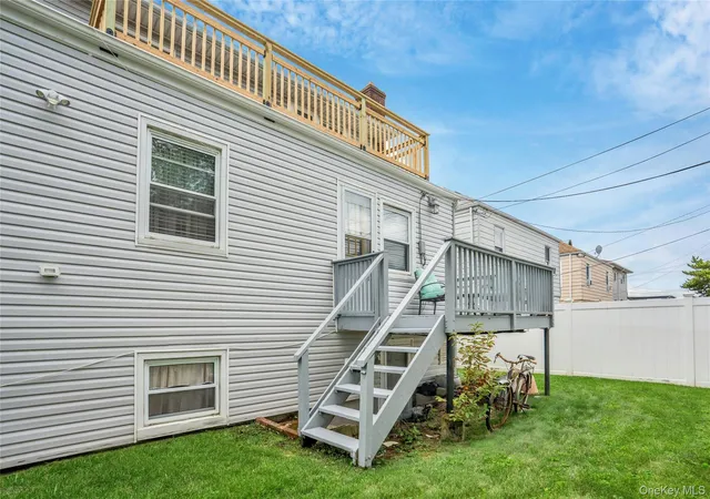Listing Photo 2 - Condo for sale in building located at 623 W Park Ave, Long Beach, NY 11561 - Unit #