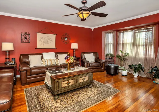 Listing Photo 3 - Condo for sale in building located at 623 W Park Ave, Long Beach, NY 11561